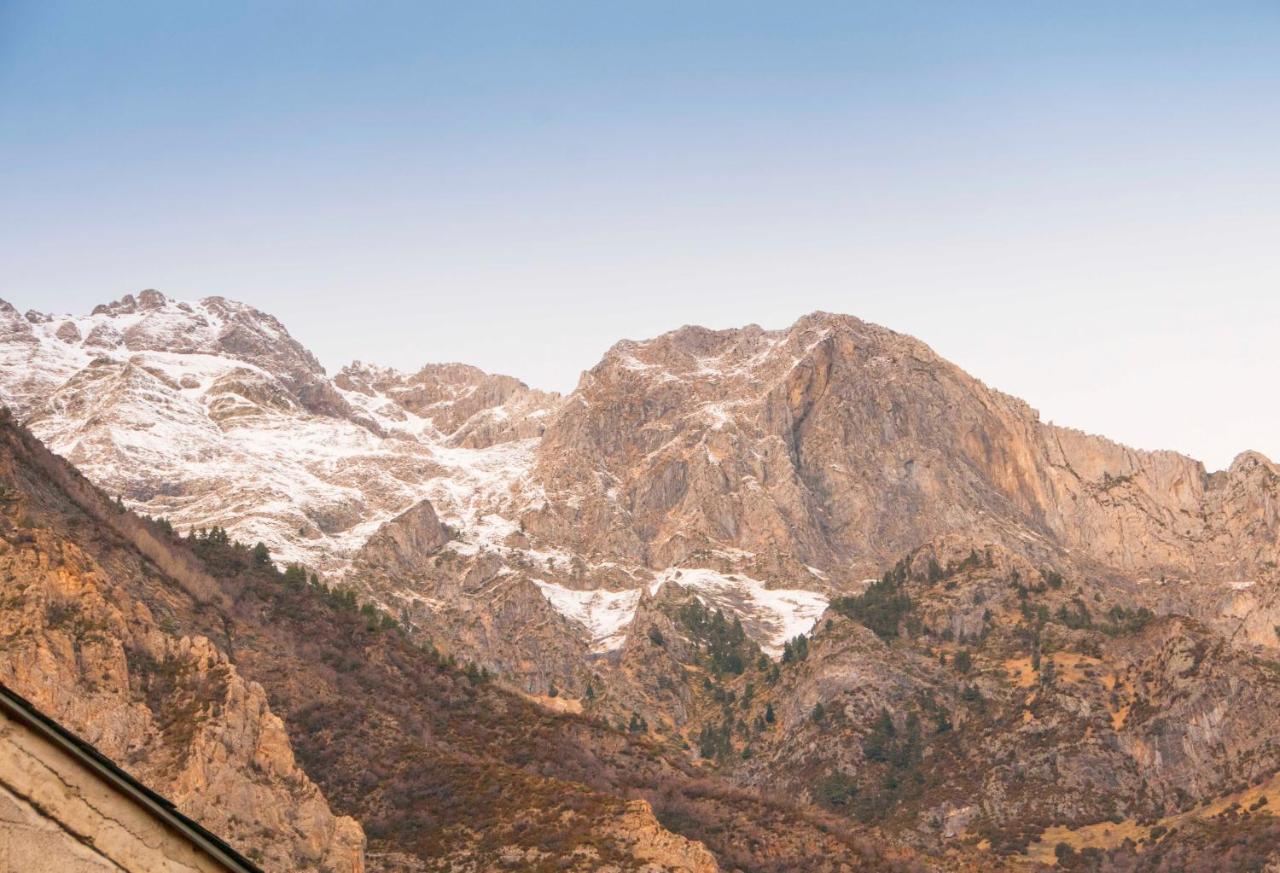Apartmán Check-In Casas Sinoantonio Benasque Exteriér fotografie